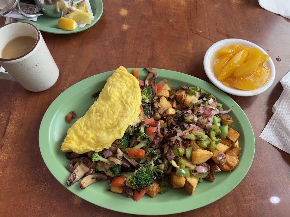 Veggie Omelette with Home Fries